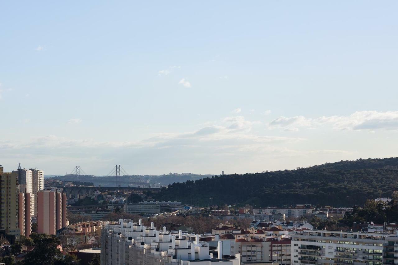 Skyscraper Riverview Lisbon With Indoor Pool Zewnętrze zdjęcie