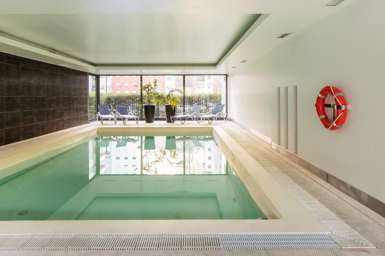 Skyscraper Riverview Lisbon With Indoor Pool Zewnętrze zdjęcie
